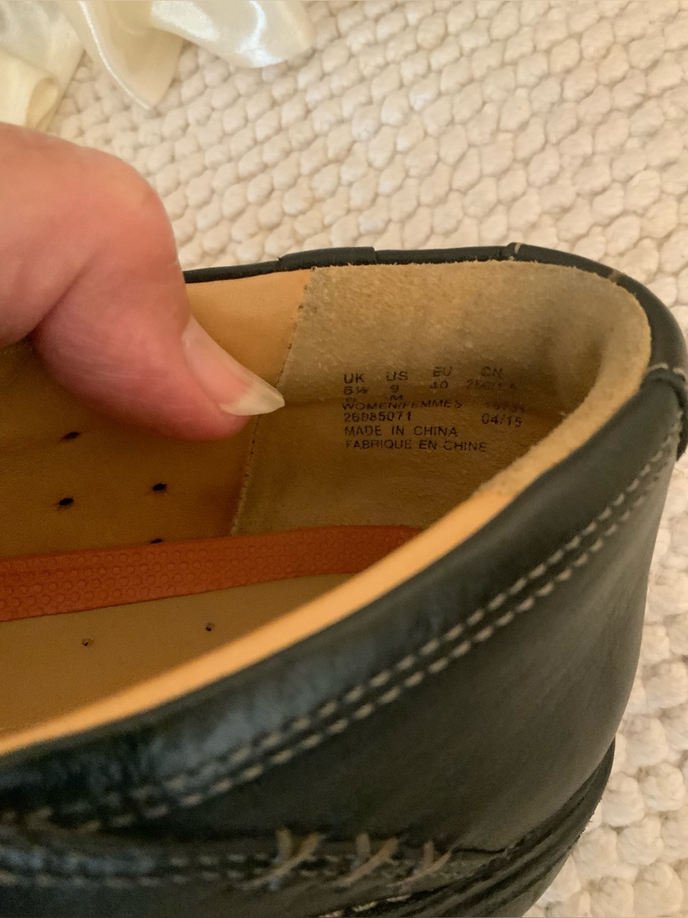 CLARKS - Picture 6 of 9